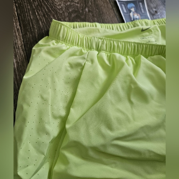Nike Dri-Fit 5" Brief Lined Running Shorts Volt Green - Picture 3 of 10
